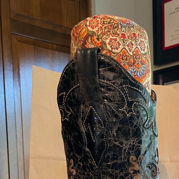 One set rustic orange brown cream boot shapers with orange pull tab - Picture 5 of 5